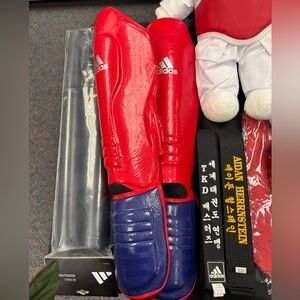 ADIDAS BOXING - SUPER PRO SHIN N STEP PROTECTOR